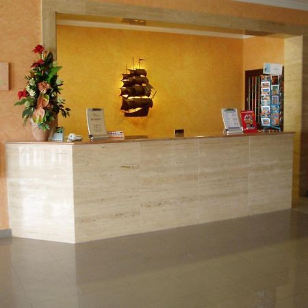 Hotel Fragata 卡里拉 外观 照片