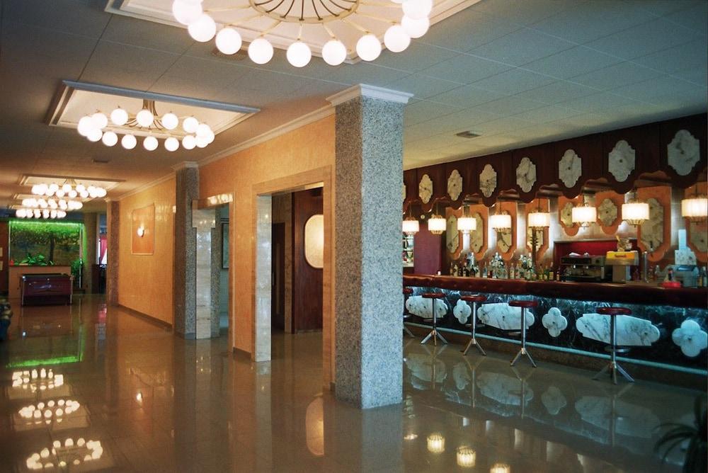 Hotel Fragata 卡里拉 外观 照片